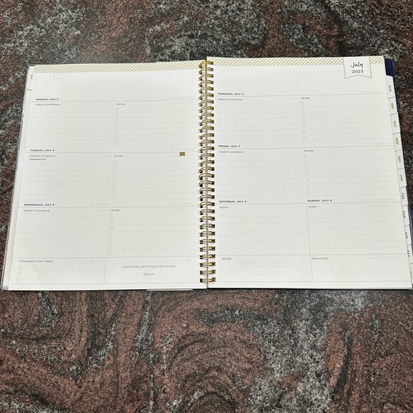 NEW Day Designer Planner 2023-2024 school year - Picture 4 of 8